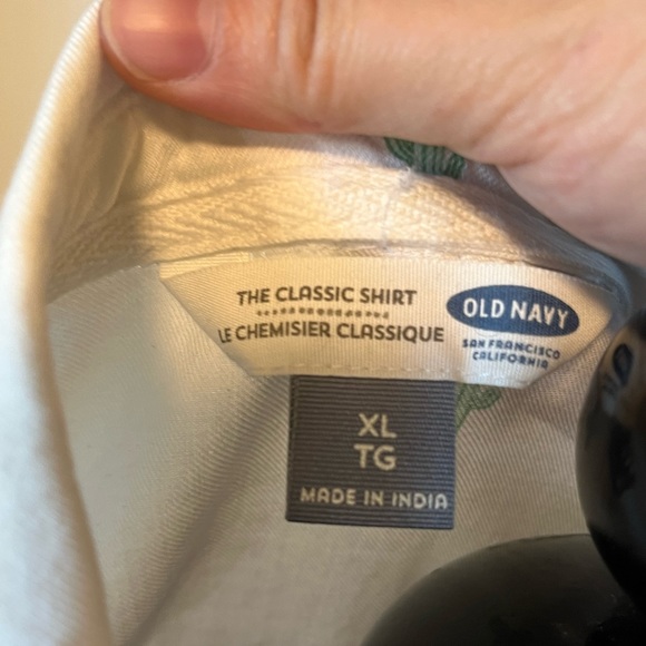 White Cactus Classic Old Navy Button down - Picture 4 of 5